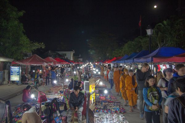 nachtmarkt Luang Prabang